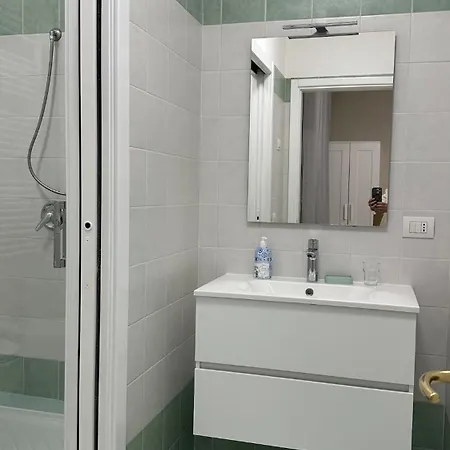 Apartment San Raffaele 47 - Ospedale E Metro Milano - Intero *