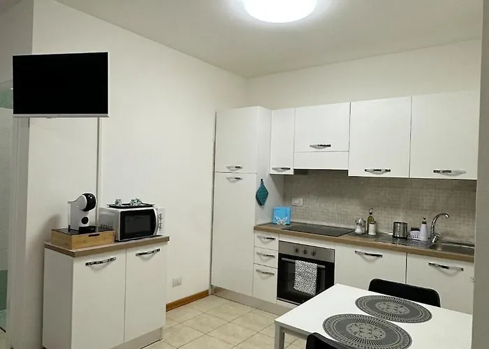 아파트 San Raffaele 47 - Ospedale E Metro Milano - Intero Appartamento