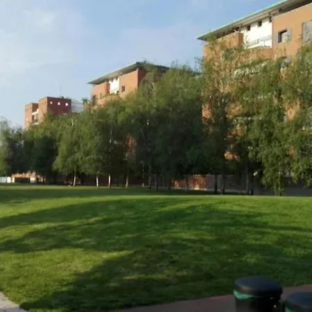 Apartament San Raffaele 47 - Ospedale E Metro Milano - Intero Appartamento